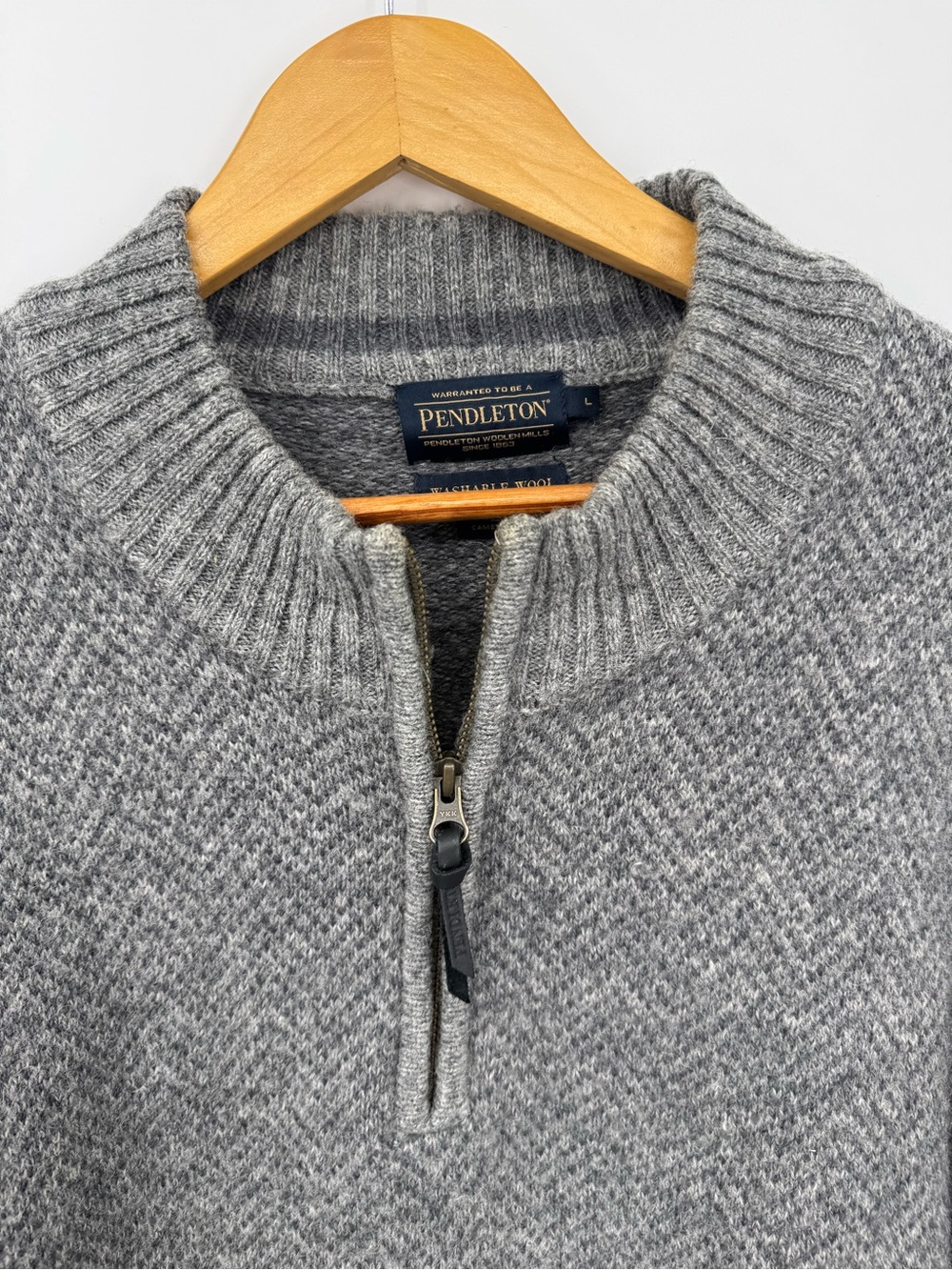 Pendleton Men’s Shetland Wool Sweater Quarter Zip Gray Herringbone